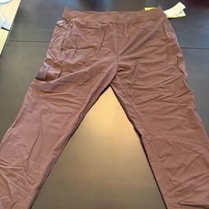 All in Motion Size Large Mens